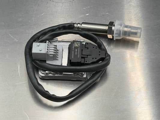IDI PRO SERIES Cummins ISX12 / ISX15 Inlet (NOx) Sensor - 12V NGK SENSOR KIT 2872944
